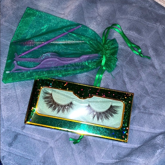 (1 LEFT)Sweetie-pie💋 false eyelashes - Picture 5 of 8